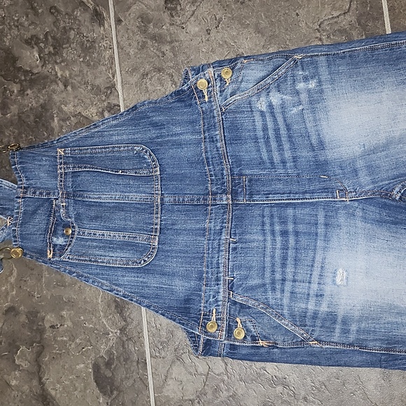 🌷American Eagle Distressed Overalls - Picture 7 of 11